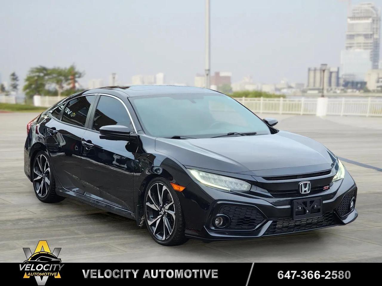 2019 Honda Civic Si Manual | No Accidents! Photo