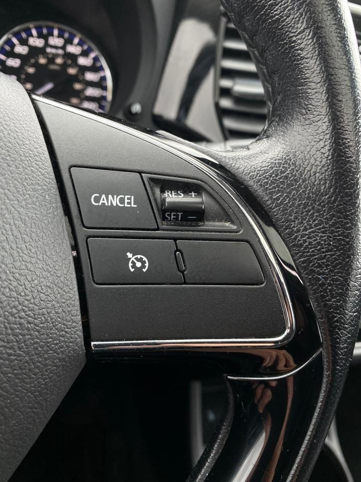 2016 Mitsubishi Outlander ES AWD | LEATHER | SUNROOF Photo