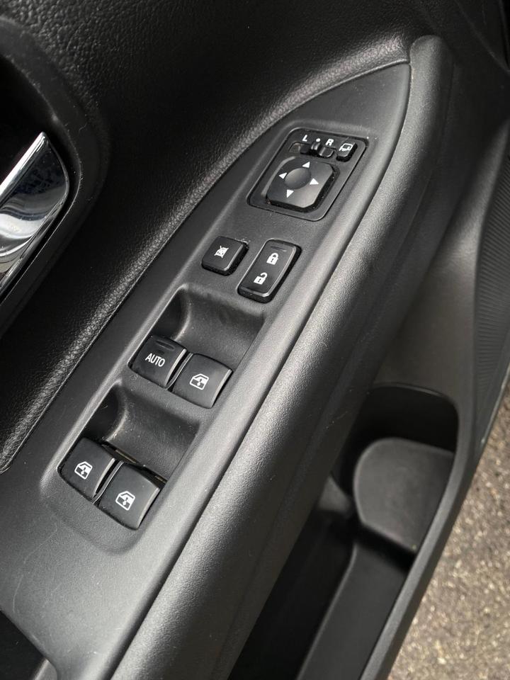 2016 Mitsubishi Outlander ES AWD | LEATHER | SUNROOF Photo