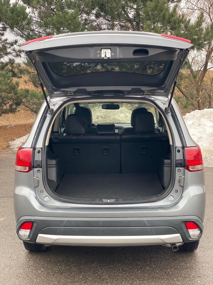 2016 Mitsubishi Outlander ES AWD | LEATHER | SUNROOF Photo