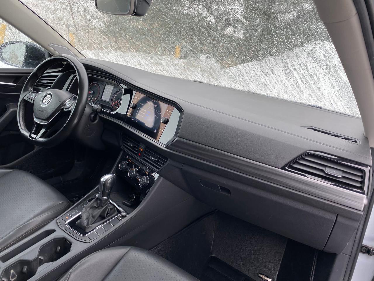 2019 Volkswagen Jetta HIGHLINE | LEATHER | PANOROOF Photo