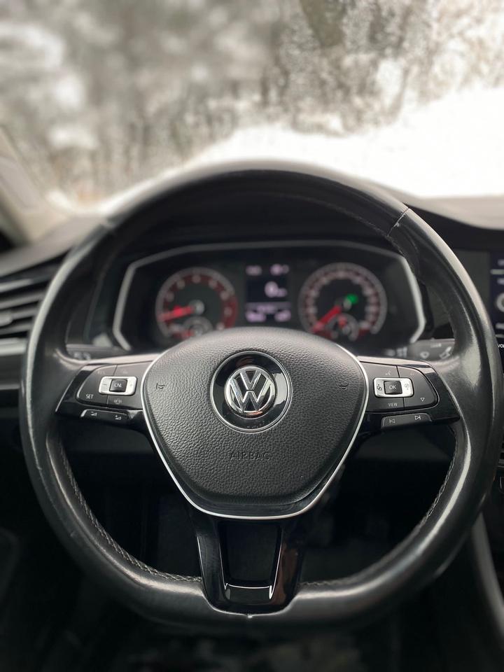 2019 Volkswagen Jetta HIGHLINE | LEATHER | PANOROOF Photo