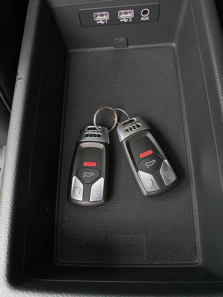 2017 Audi A4 Premium Quattro NO ACCIDENT Photo