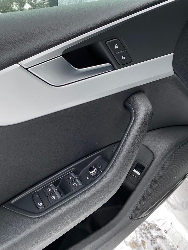 2017 Audi A4 Premium Quattro NO ACCIDENT Photo