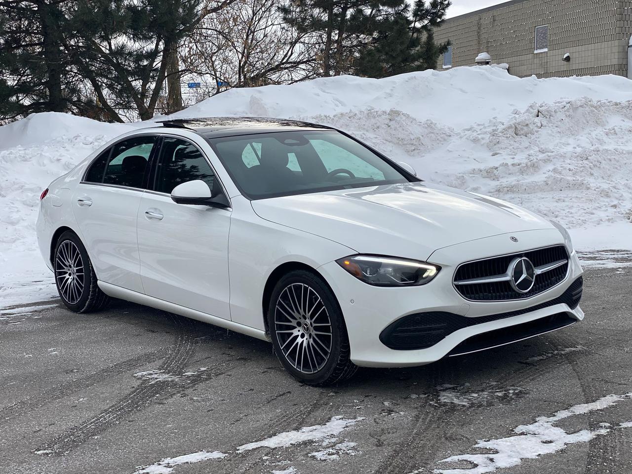 2024 Mercedes-Benz C-Class C300 4MATIC 360 CAMERAS Photo