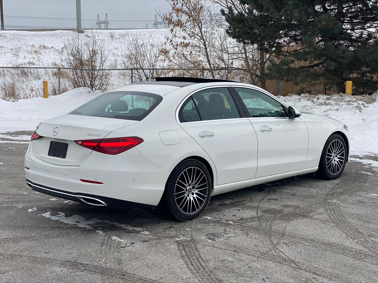 2024 Mercedes-Benz C-Class C300 4MATIC 360 CAMERAS Photo