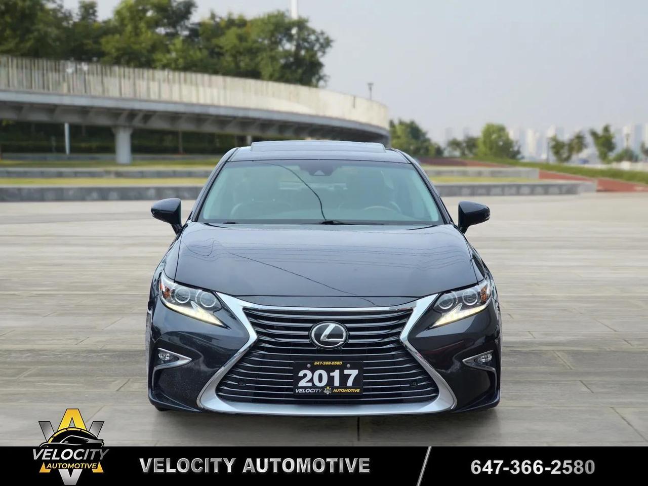 2017 Lexus ES 350 Touring | No Accidents! Photo