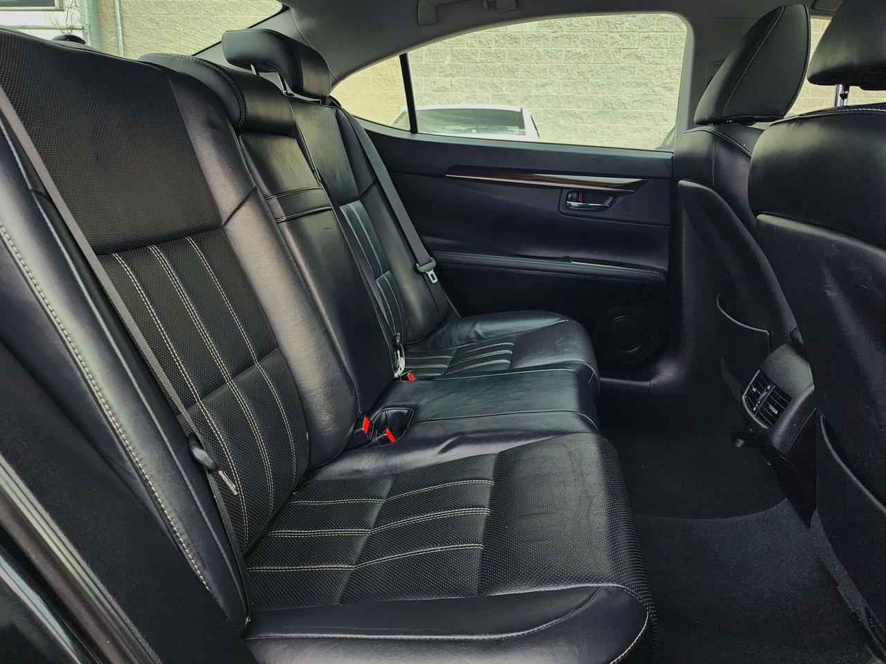 2017 Lexus ES 350 Touring | No Accidents! Photo