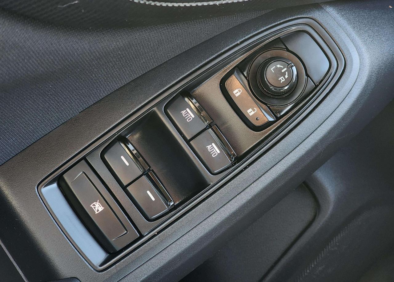 2018 Subaru Crosstrek 2.0i Convenience | No Accidents! Photo