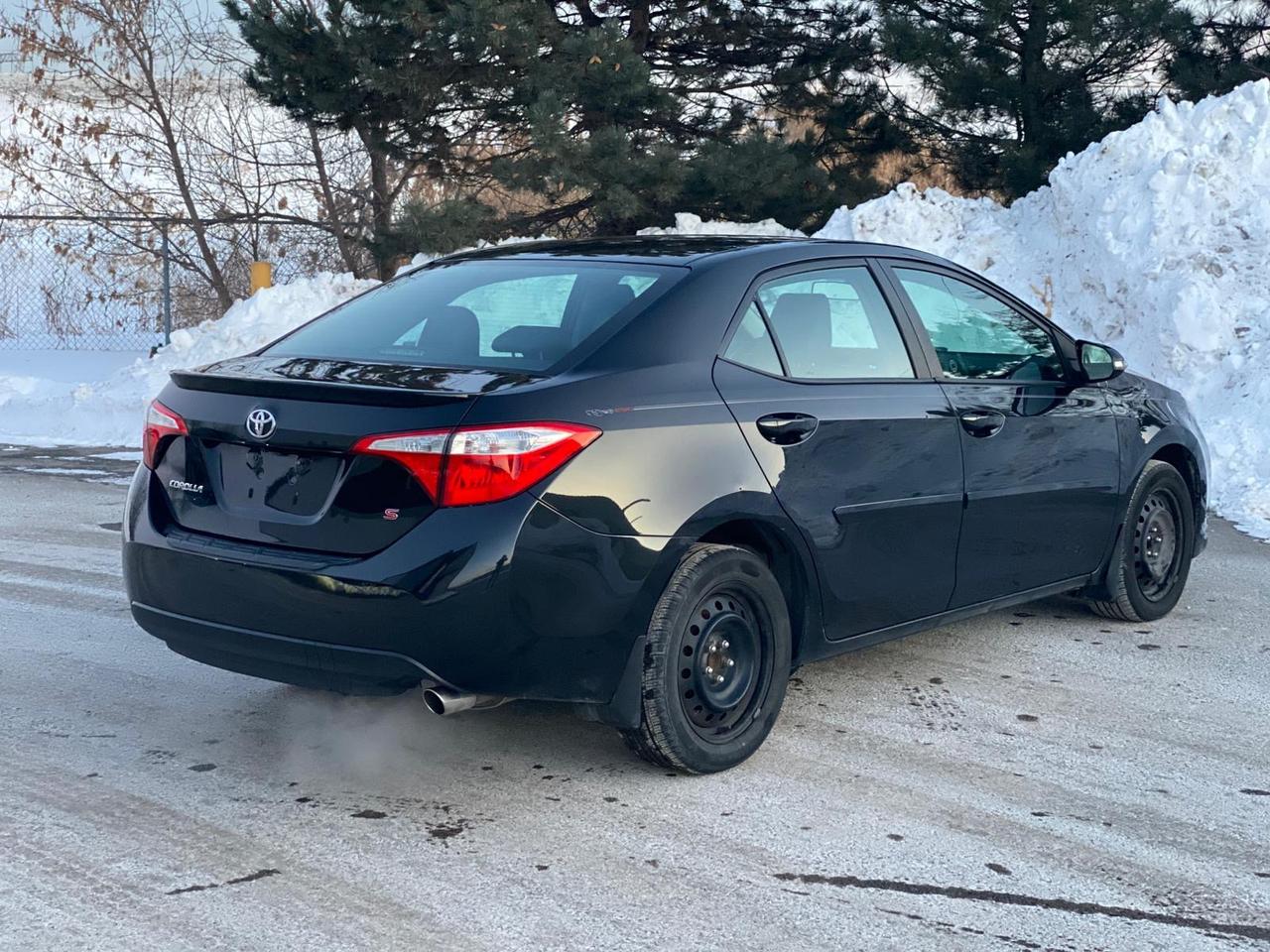 2015 Toyota Corolla S PREMIUM Photo