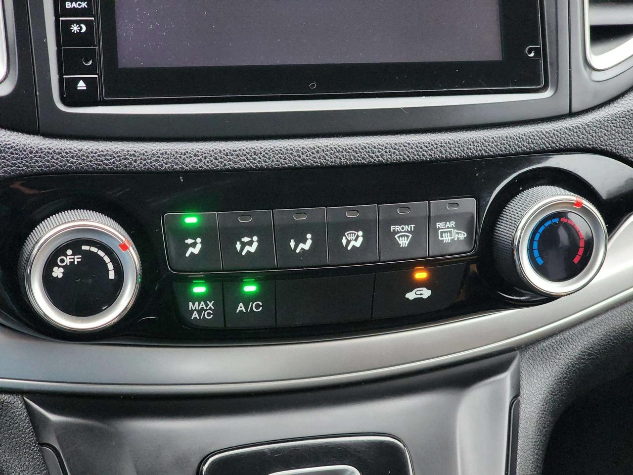 2016 Honda CR-V SE AWD | No Accidents! Photo