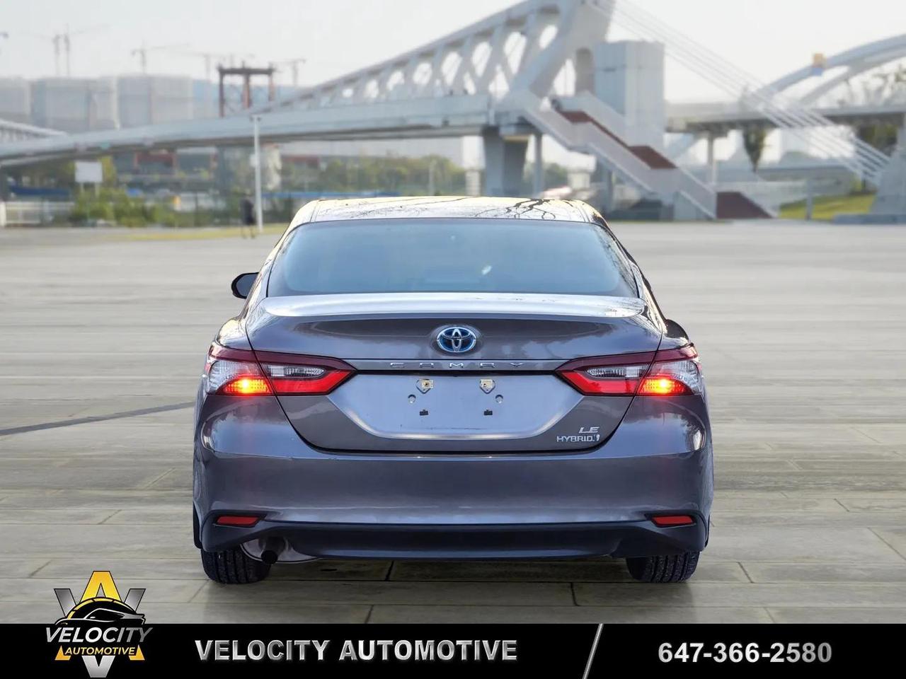 2023 Toyota Camry Hybrid LE | No Accidents! Photo