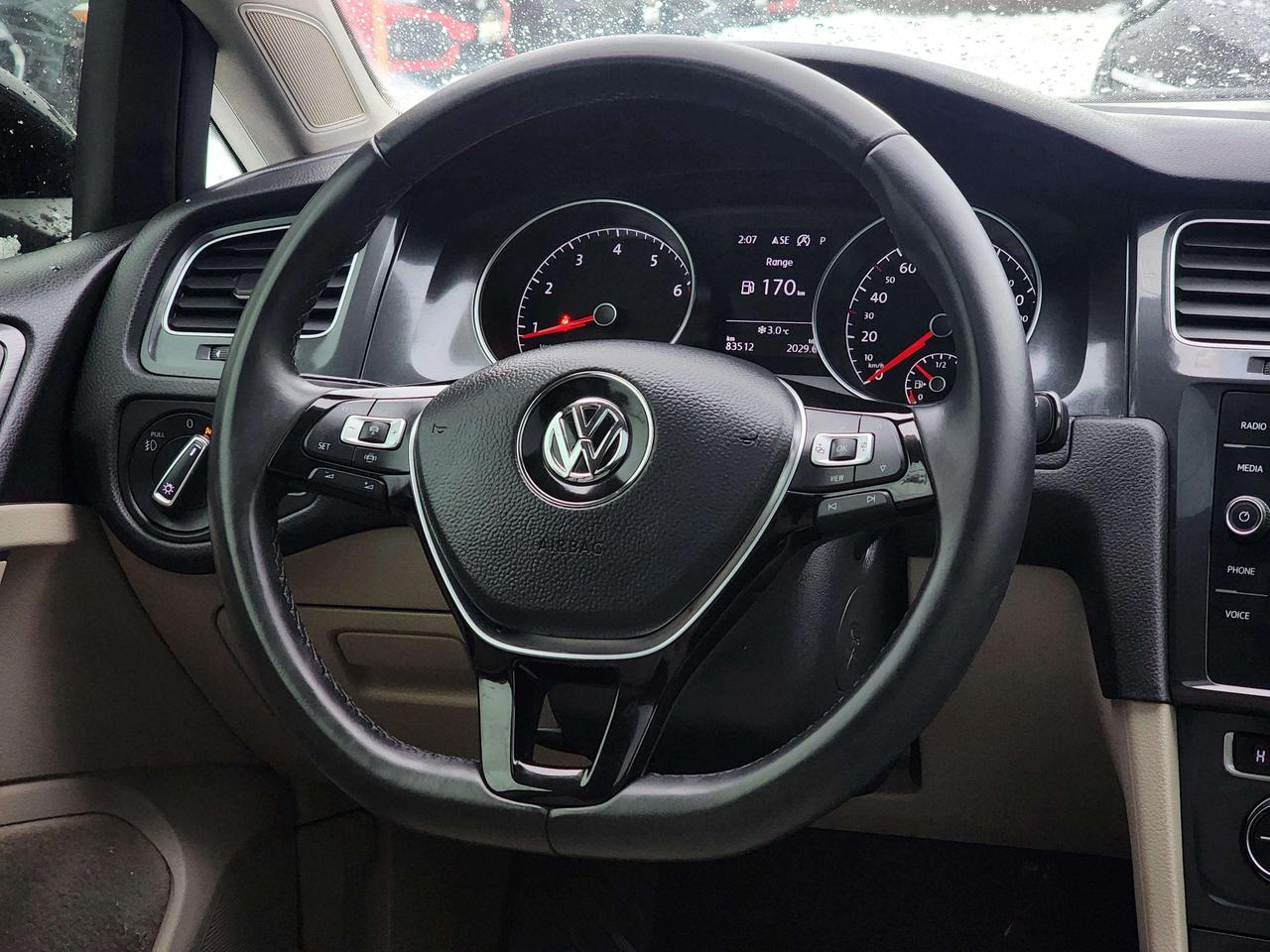 2019 Volkswagen Golf Highline | No Accidents! Photo