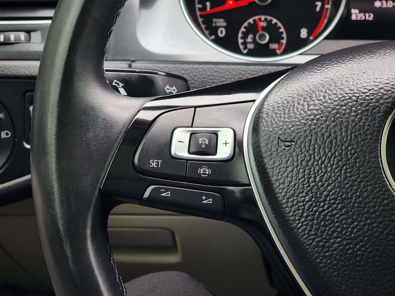 2019 Volkswagen Golf Highline | No Accidents! Photo