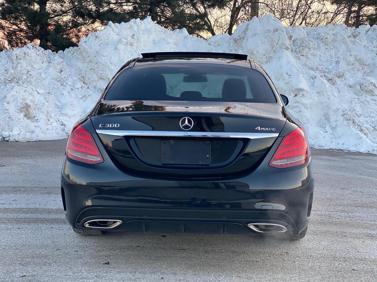 2016 Mercedes-Benz C-Class C300 Photo