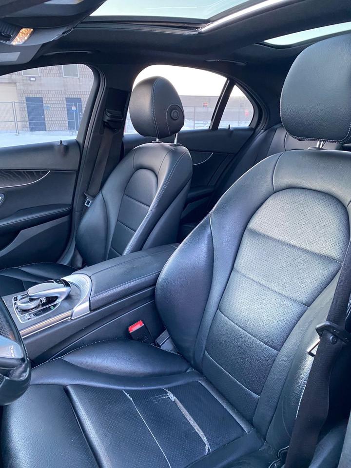 2016 Mercedes-Benz C-Class C300 Photo