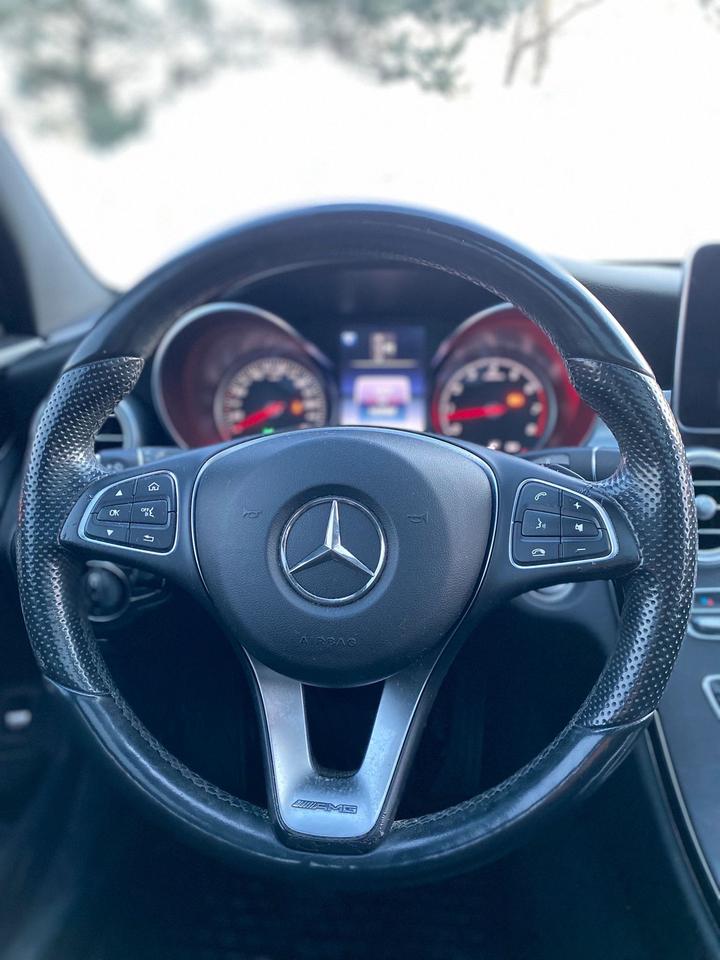 2016 Mercedes-Benz C-Class C300 Photo