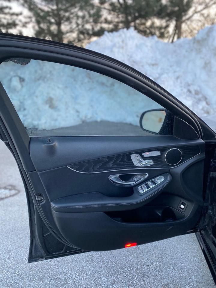 2016 Mercedes-Benz C-Class C300 Photo