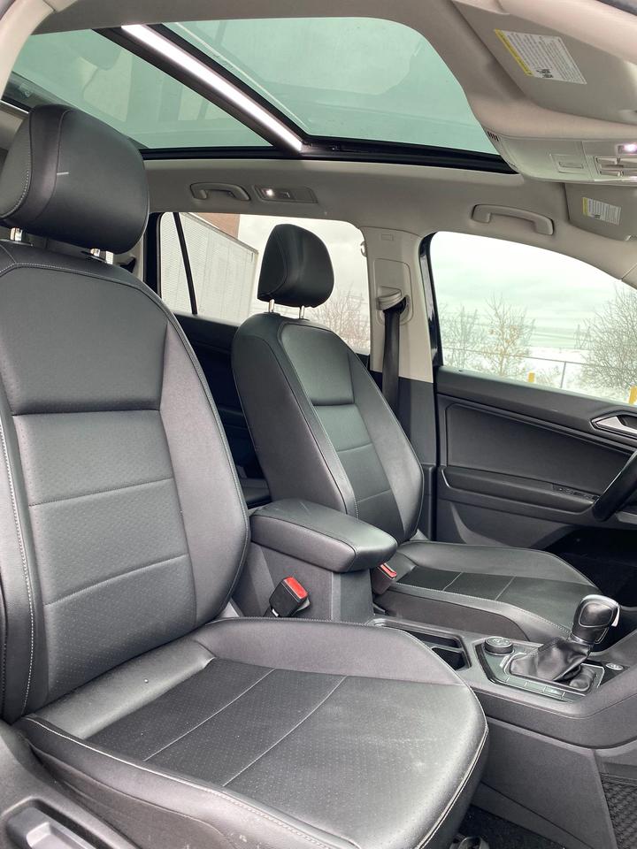 2018 Volkswagen Tiguan SE | LEATHER | PANOROOF | AWD Photo