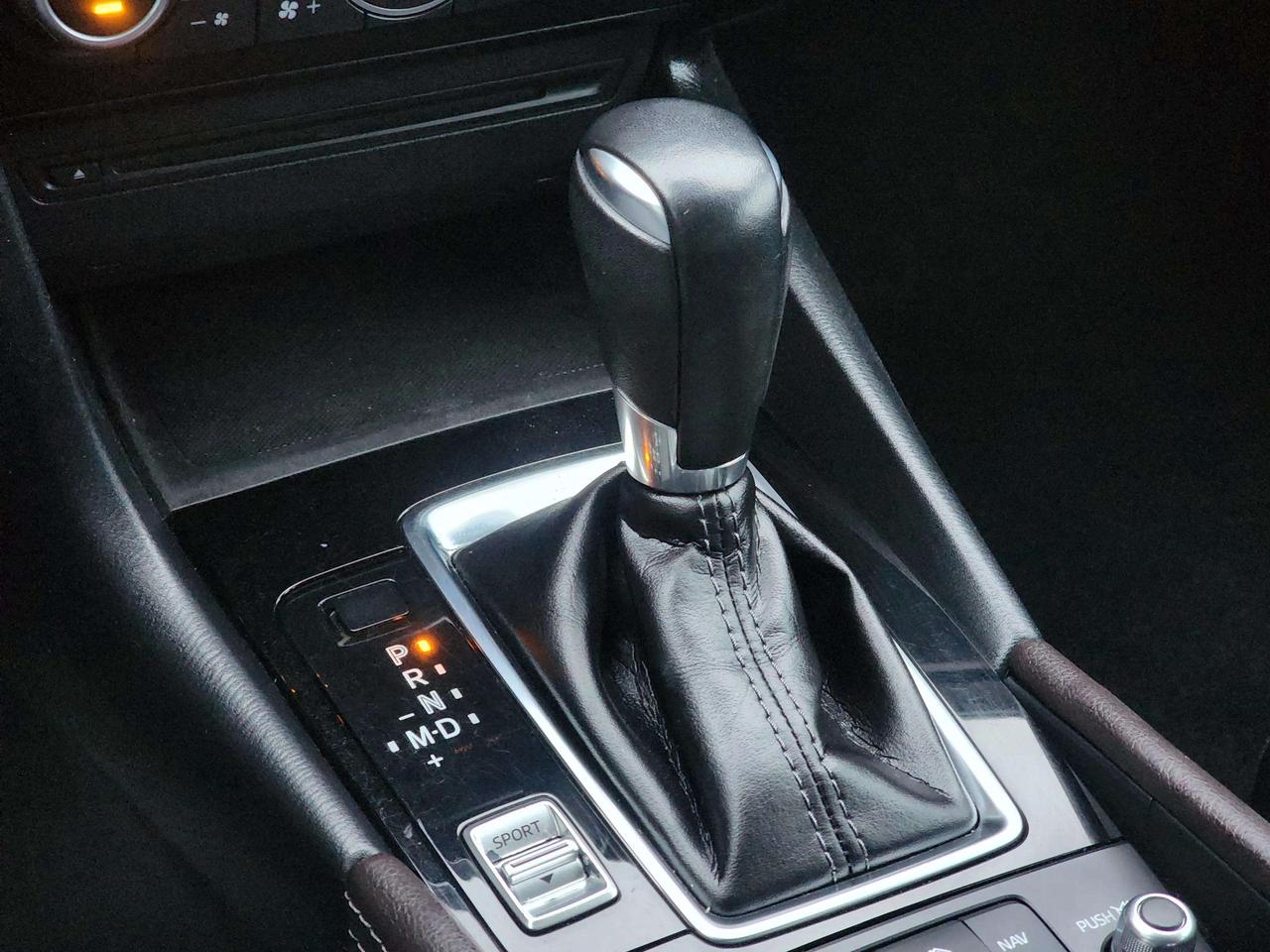 2018 Mazda Mazda3 Sport GT Hatchback Photo