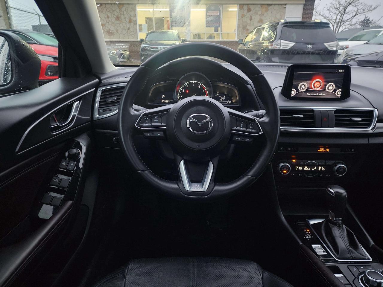 2018 Mazda Mazda3 Sport GT Hatchback Photo