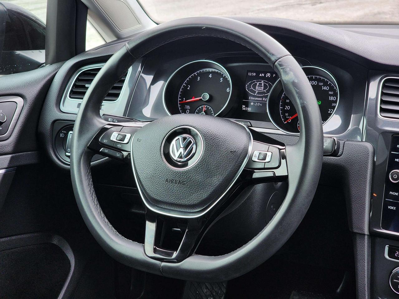 2021 Volkswagen Golf Highline | No Accidents! Photo