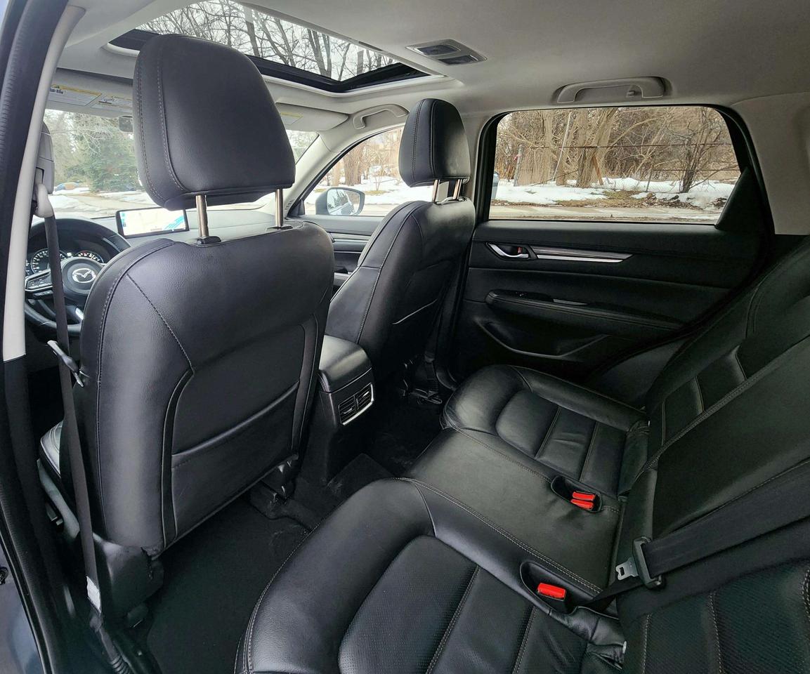 2023 Mazda CX-5 GT AWD | No Accidents! Photo