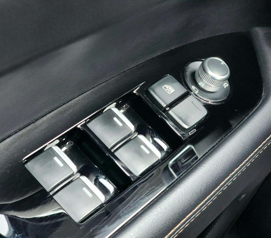 2023 Mazda CX-5 GT AWD | No Accidents! Photo