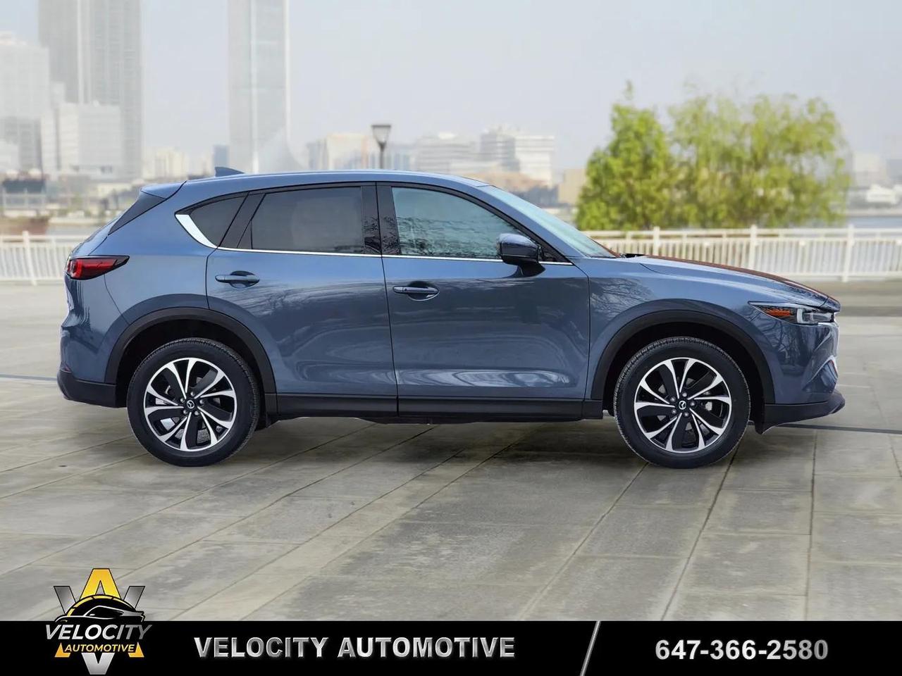 2023 Mazda CX-5 GT AWD | No Accidents! Photo