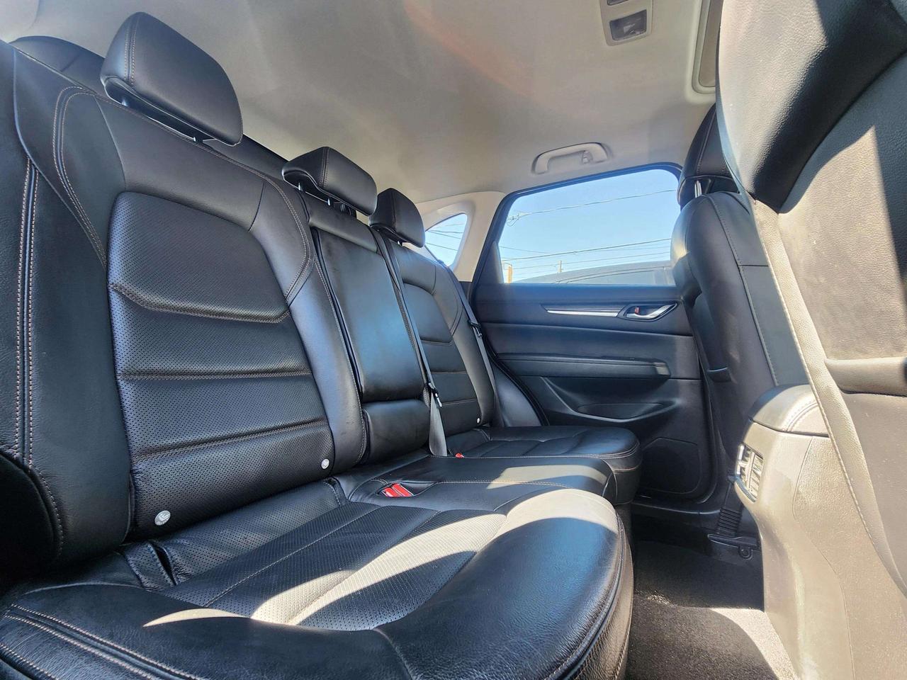 2023 Mazda CX-5 GT AWD | No Accidents! Photo