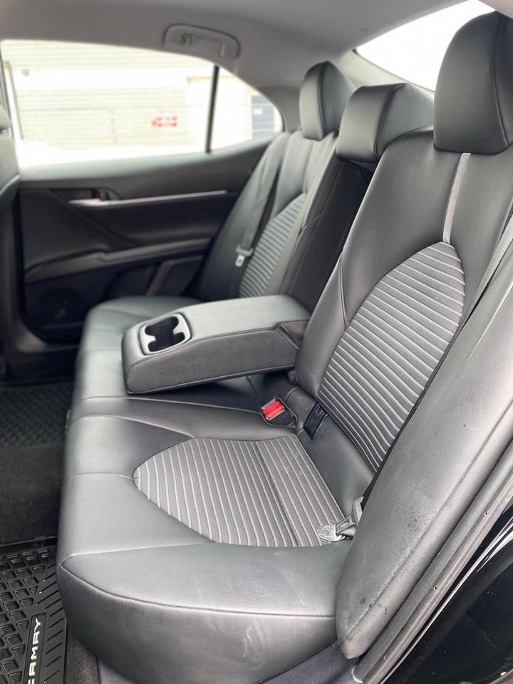 2024 Toyota Camry SE | LEATHER Photo