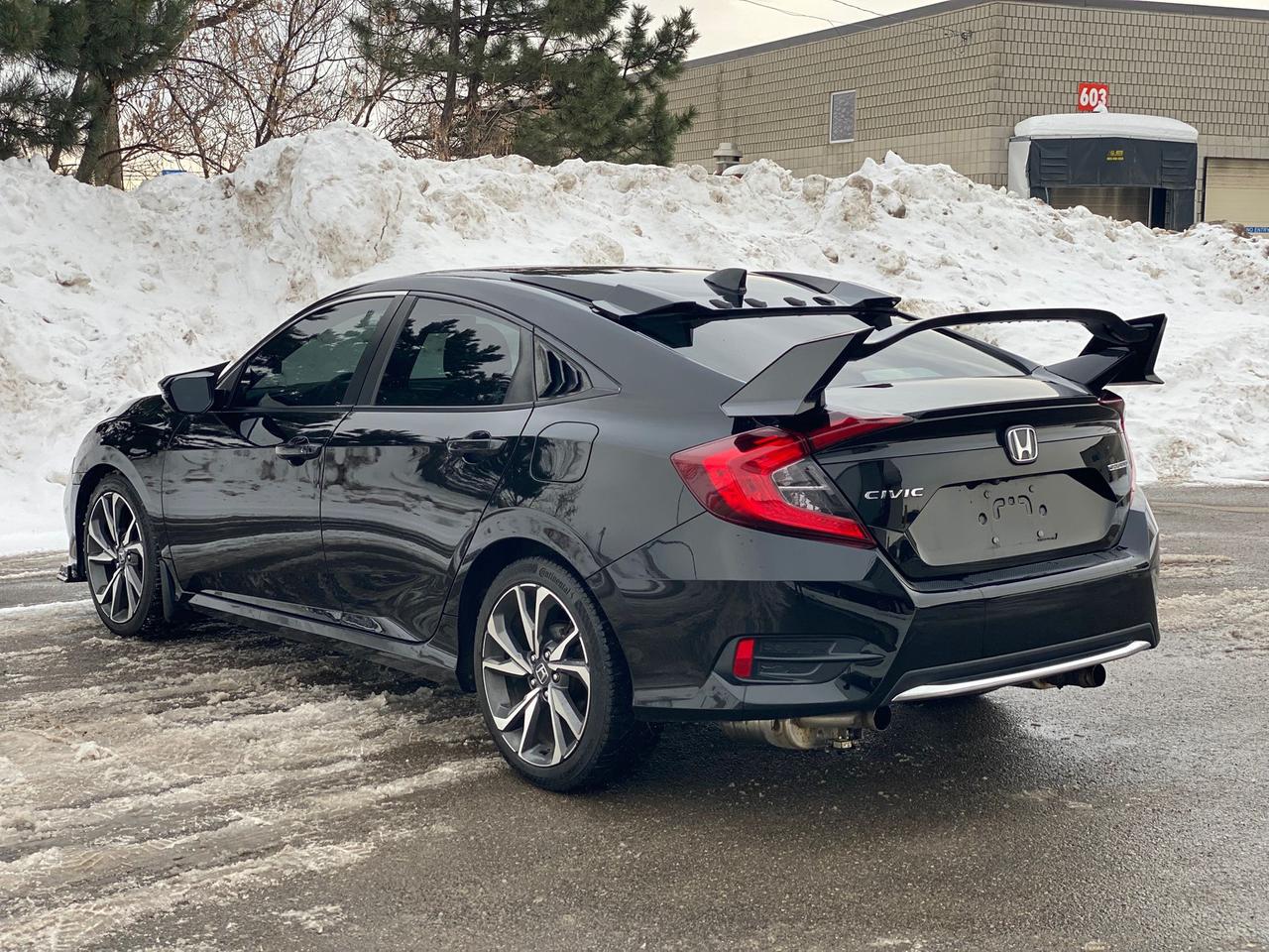 2020 Honda Civic Touring | LEATHER | SUNTOOF Photo3