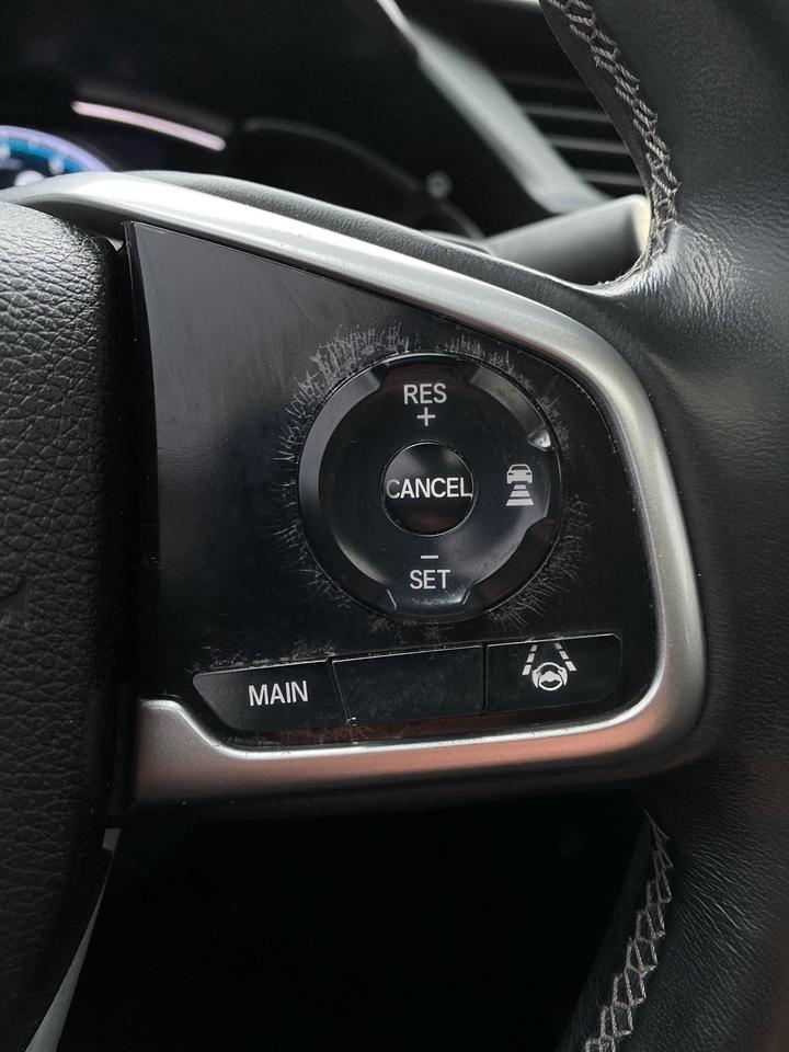 2020 Honda Civic Touring | LEATHER | SUNTOOF Photo