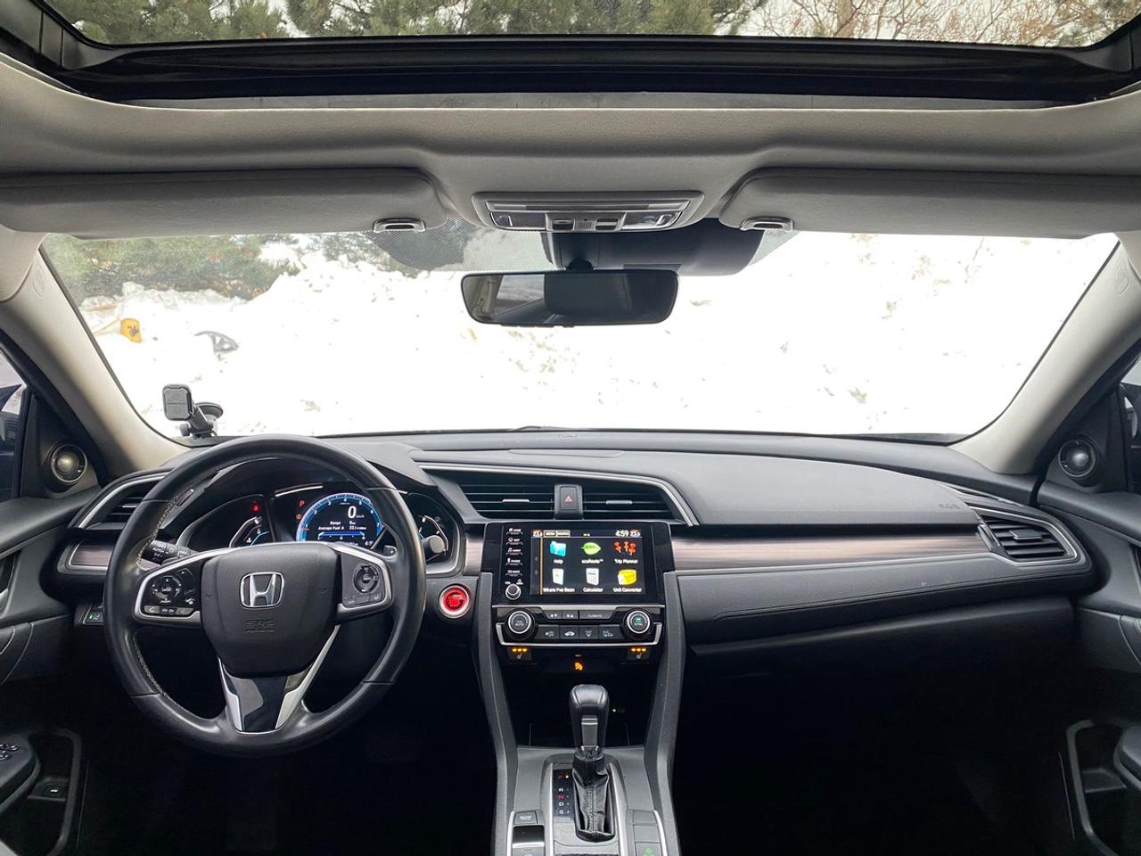 2020 Honda Civic Touring | LEATHER | SUNTOOF Photo