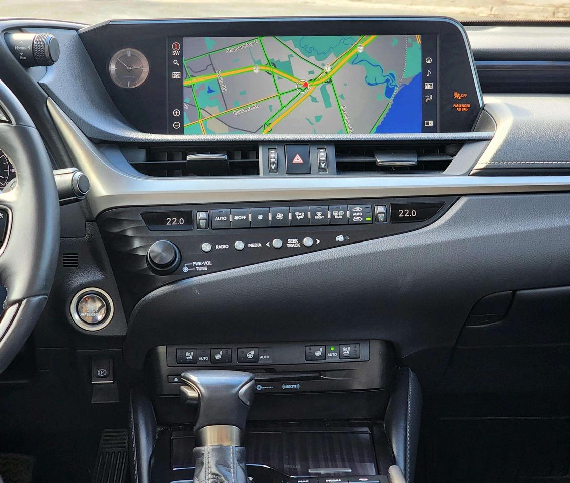 2020 Lexus ES 350 Premium | No Accidents! Photo