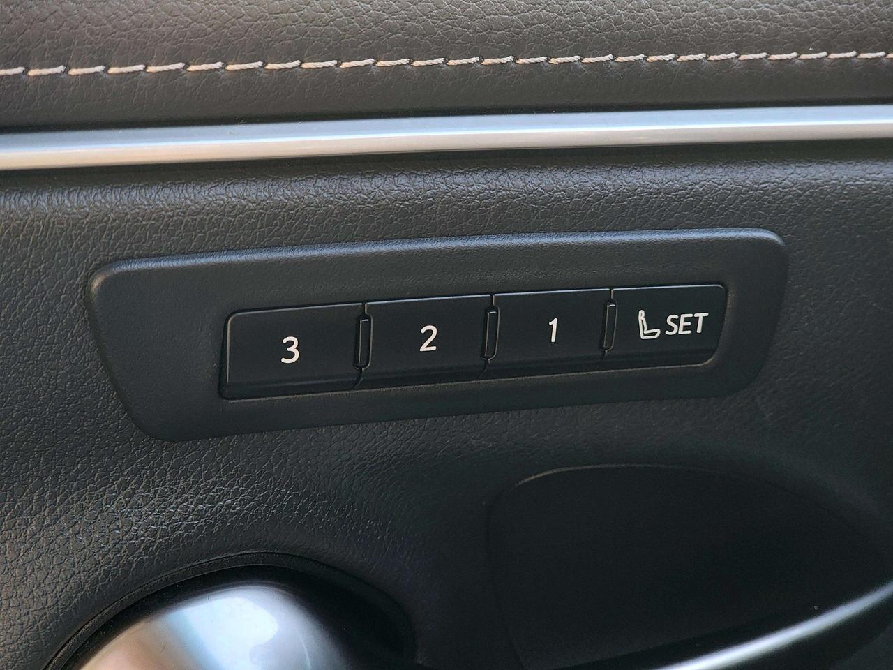 2020 Lexus ES 350 Premium | No Accidents! Photo