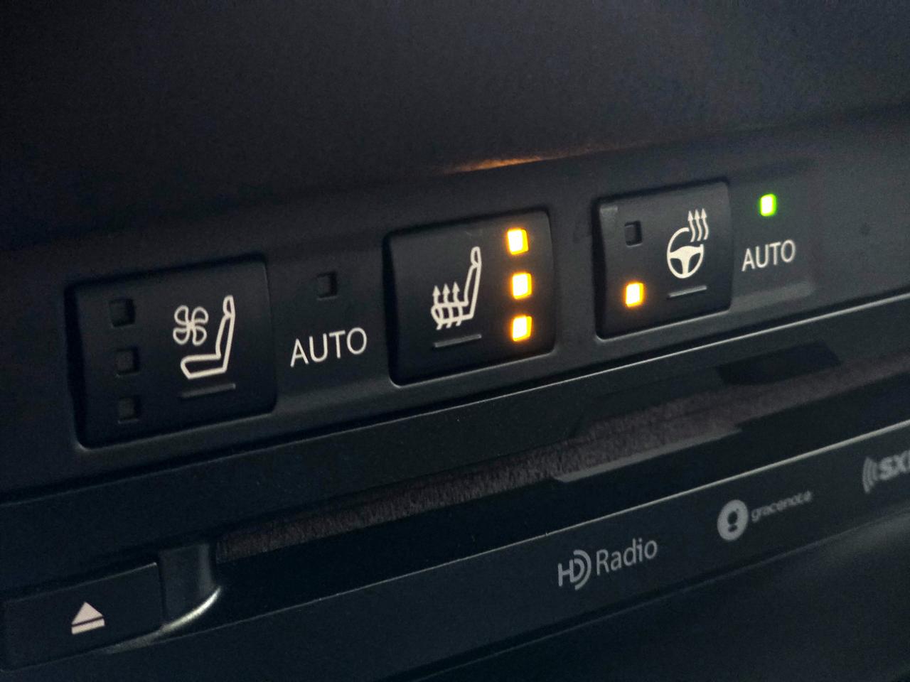 2020 Lexus ES 350 Premium | No Accidents! Photo
