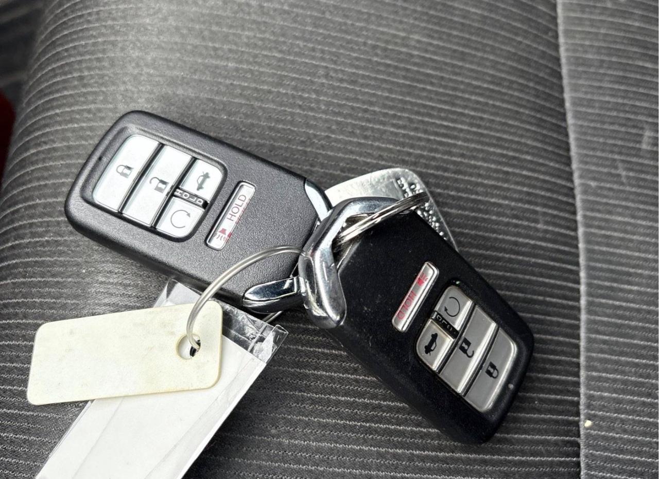 2018 Honda Accord Sport | LEATHER | SUNROOF | NO ACCIDENT Photo