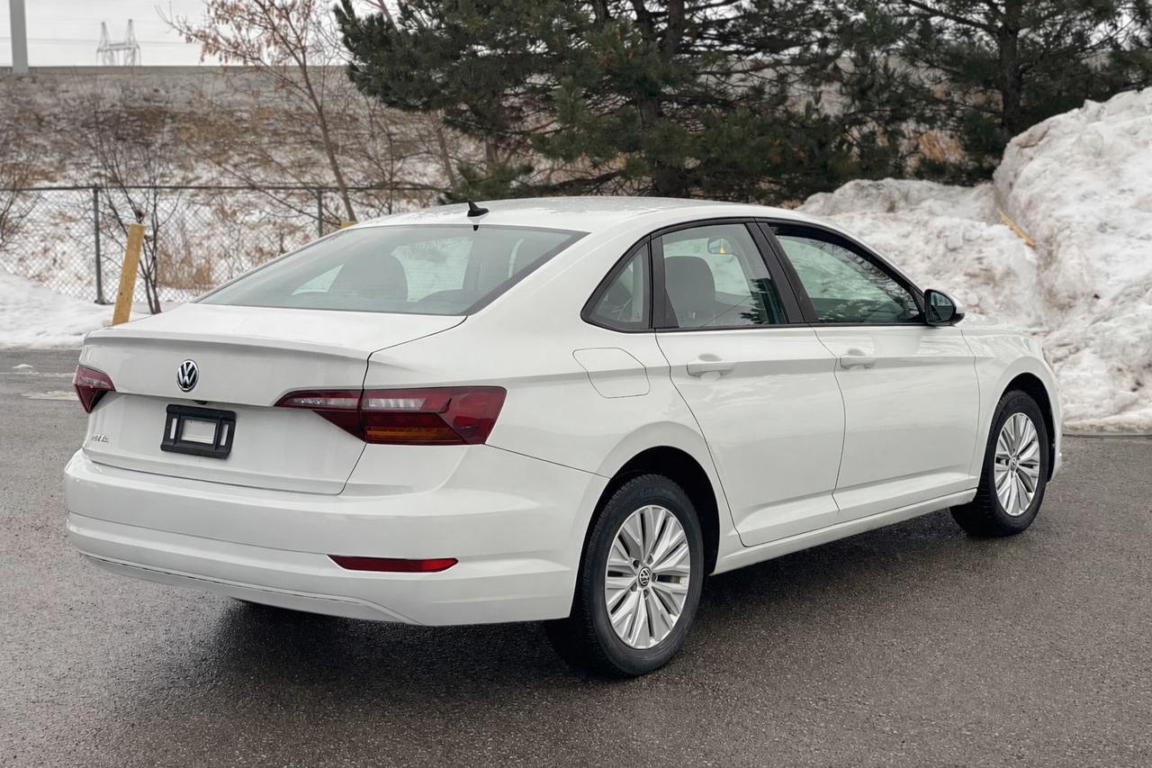 2019 Volkswagen Jetta SE Photo