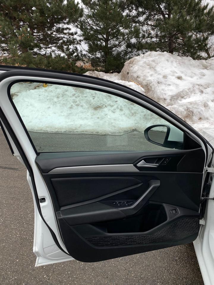 2019 Volkswagen Jetta SE Photo