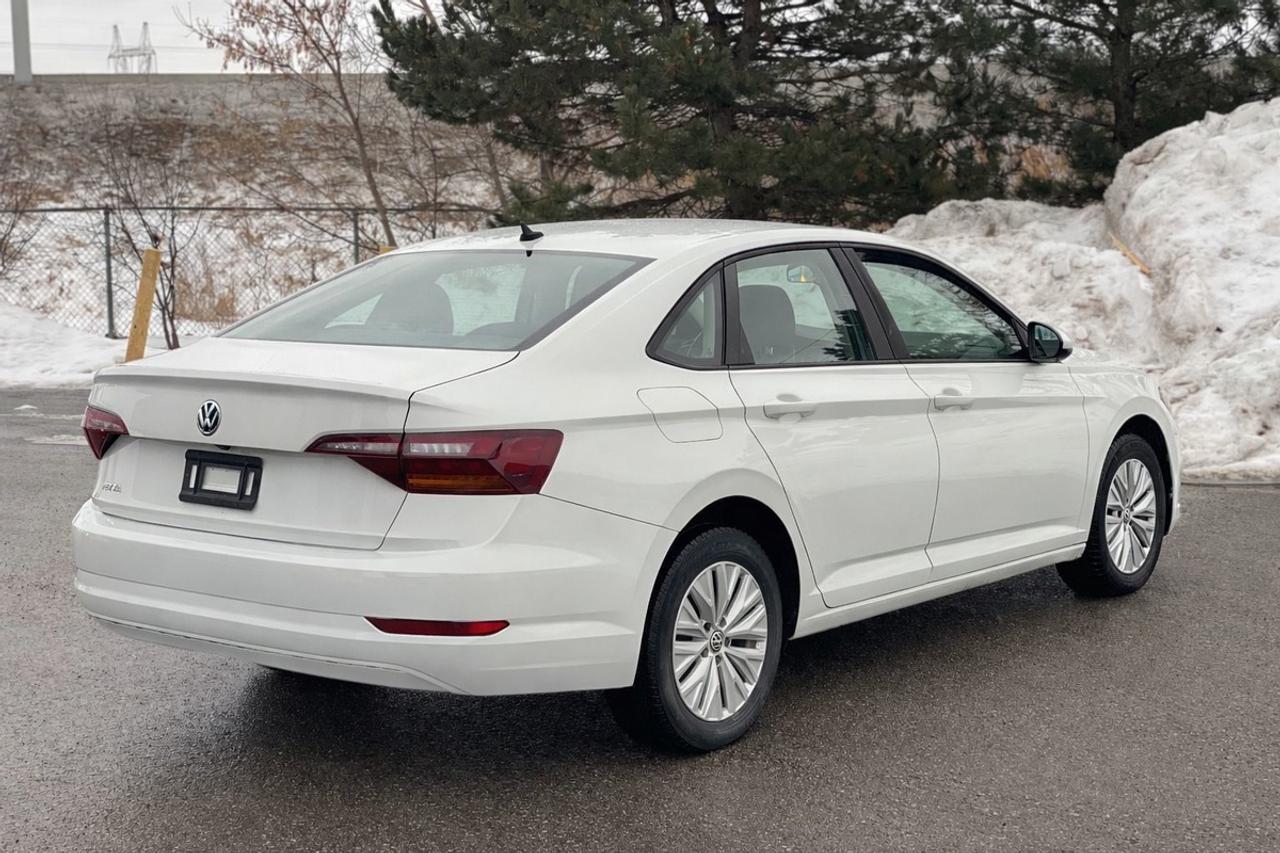 2019 Volkswagen Jetta SE Photo