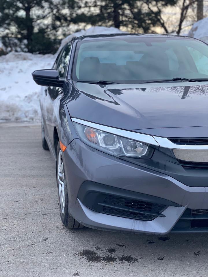 2018 Honda Civic LX Photo