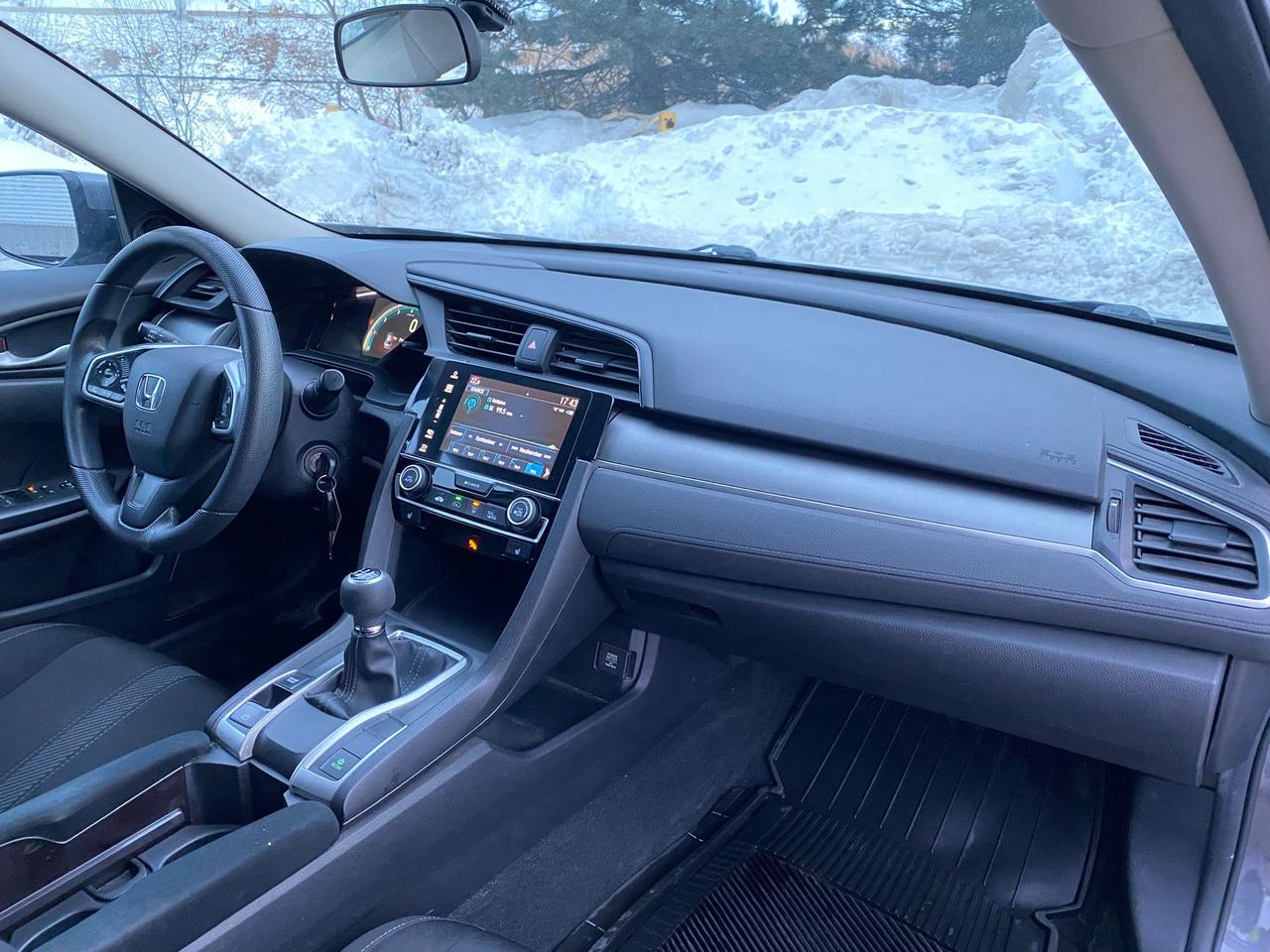 2018 Honda Civic LX Photo