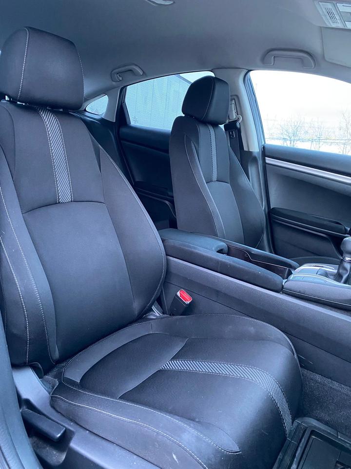 2018 Honda Civic LX Photo