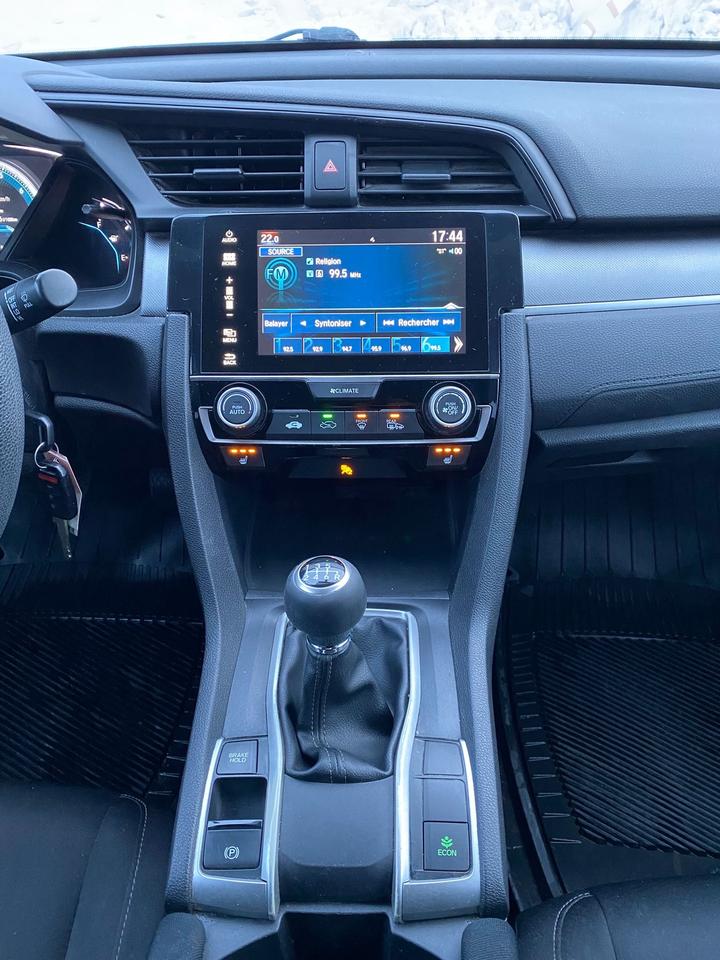 2018 Honda Civic LX Photo