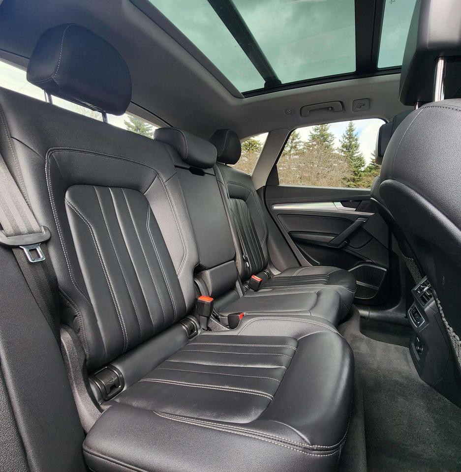 2023 Audi Q5 Technik w/S-Line Pkg | No Accidents! Photo