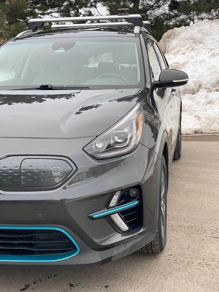 2020 Kia Niro EV SX Touring |NO ACCIDENT | LEATHER | SUNROOF Photo3