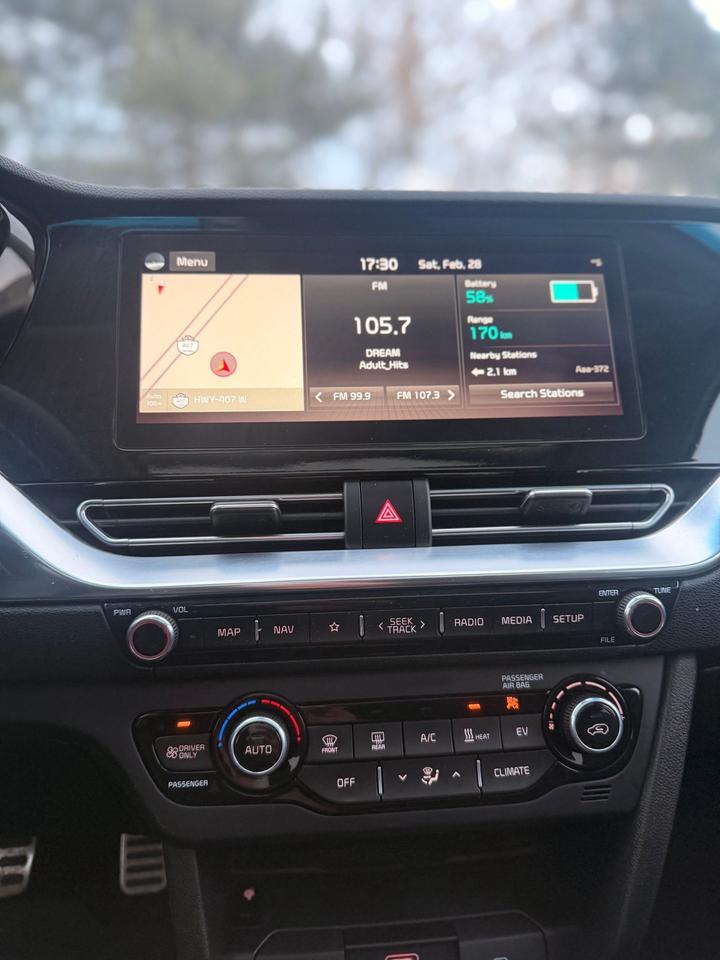 2020 Kia Niro EV SX Touring |NO ACCIDENT | LEATHER | SUNROOF Photo