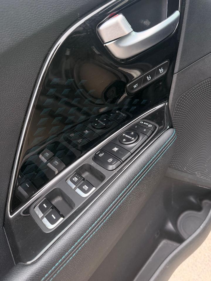 2020 Kia Niro EV SX Touring |NO ACCIDENT | LEATHER | SUNROOF Photo