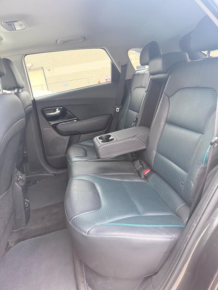 2020 Kia Niro EV SX Touring |NO ACCIDENT | LEATHER | SUNROOF Photo